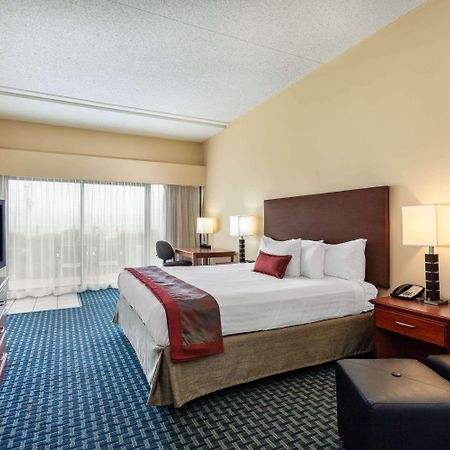 Ramada Plaza by Wyndham Virginia Beach Zewnętrze zdjęcie