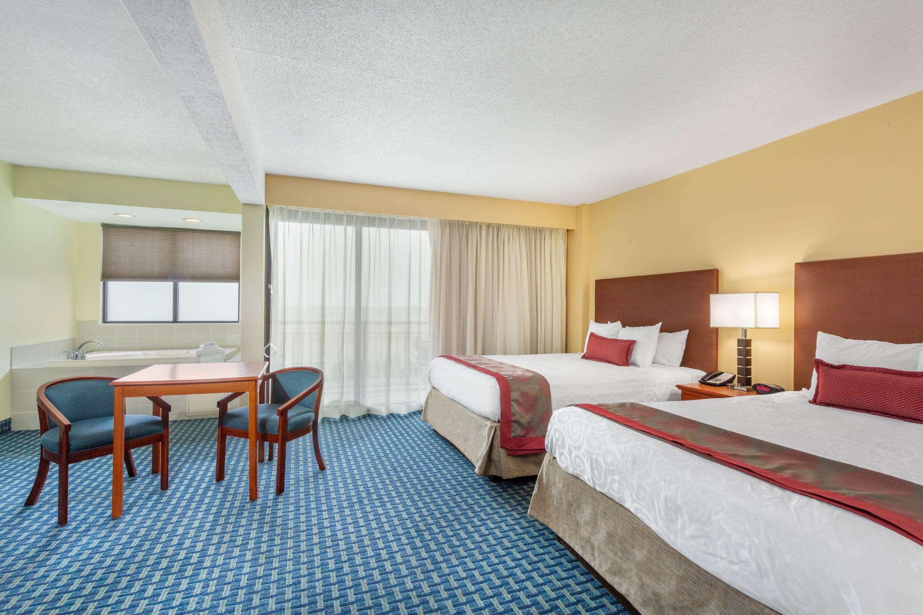 Ramada Plaza by Wyndham Virginia Beach Zewnętrze zdjęcie